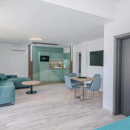 Lejlighedshotel Sea Twins Luxury - 150 M From The Sunny Beach