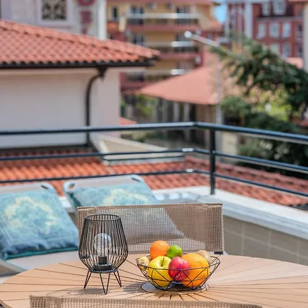 Aparthotel Sea Twins Luxury - 150 M From The