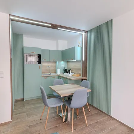 Sea Twins Luxury - 150 M From The サニービーチ