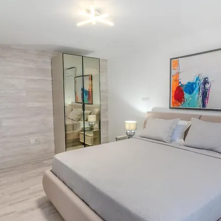 Sea Twins Luxury - 150 M From The サニービーチ