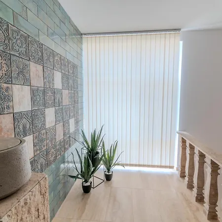 Sea Twins Luxury - 150 M From The サニービーチ