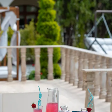 Sea Twins Luxury - 150 M From The Slantchev Briag