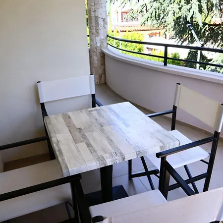 Sea Twins Luxury - 150 M From The 4* サニービーチ